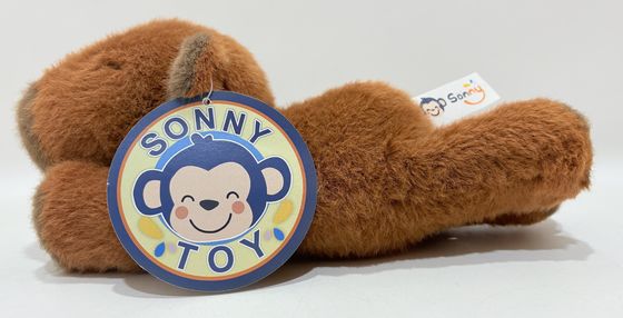 Capybara plush toy bracelet can be worn on bicycle handlebars, badminton racket handles, and other positions.