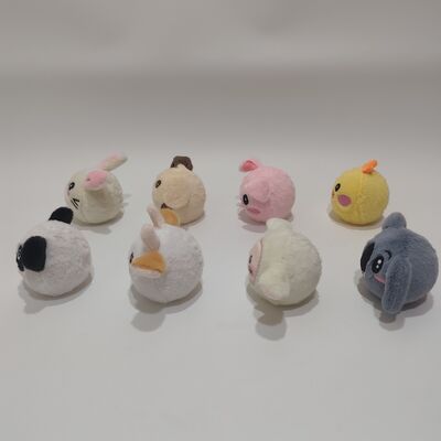 Vibrant 8-Piece Farm Animal Bouncy Ball Collection for Playtime